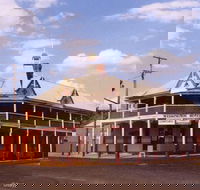 The Wellington Hotel - Closed Until Further Notice - Accommodation Melbourne