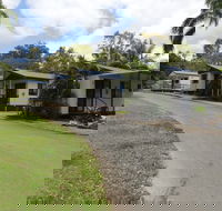 Tropicana Caravan Park Sarina - Accommodation Melbourne