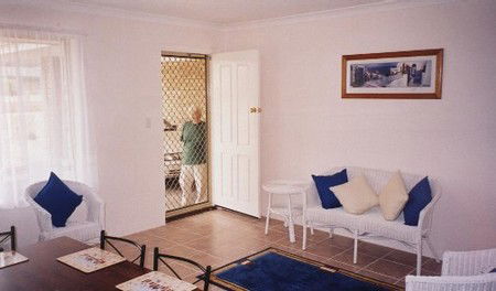 JJ's Holiday Cottages - Butler Street - Accommodation Melbourne 1