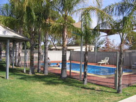 Merredin Caravan Park & Av-A-Rest Village - Accommodation Melbourne 0