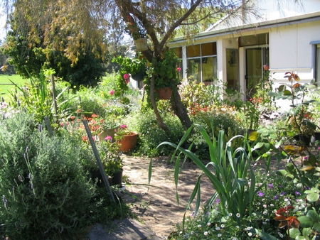 Warren Grange Farmstay And Bed & Breakfast - Melbourne 4u 0