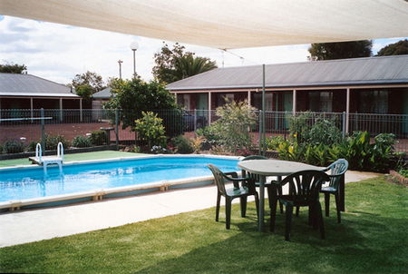 Barham Colonial Motel - Accommodation Melbourne 1