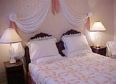 Bowral Cottage Inn - Melbourne 4u 3
