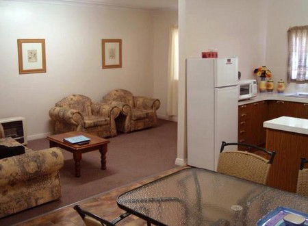 About Town Cottages - Accommodation Melbourne 3
