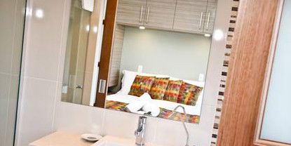 Aaah Willandra Houseboats - Melbourne 4u 2