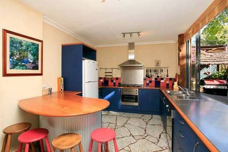 Mulberry Mansion - Accommodation Melbourne 0