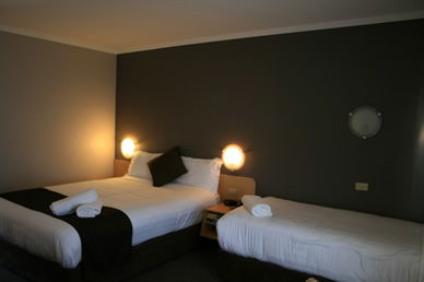 Best Western Hospitality Inn Carnarvon - Melbourne 4u 8