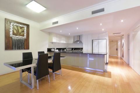 Antonas Verandah Apartments - Melbourne 4u 3