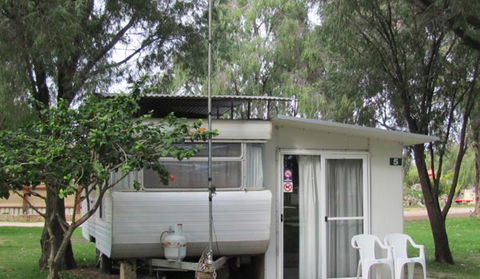 Lake Clifton Caravan Park - Accommodation Melbourne 3
