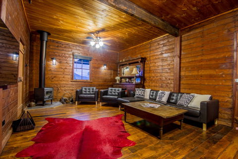 Blaxland's Cottage - Accommodation Melbourne 1
