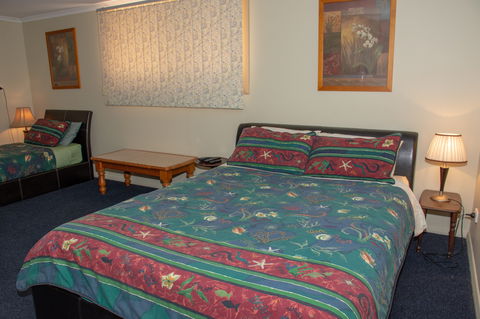 Chrissie's Dongara - Accommodation Melbourne 2