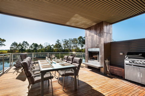 Gippsland Lakehouse - Accommodation Melbourne 1