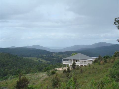 Hilly Ridge - Accommodation Melbourne 2