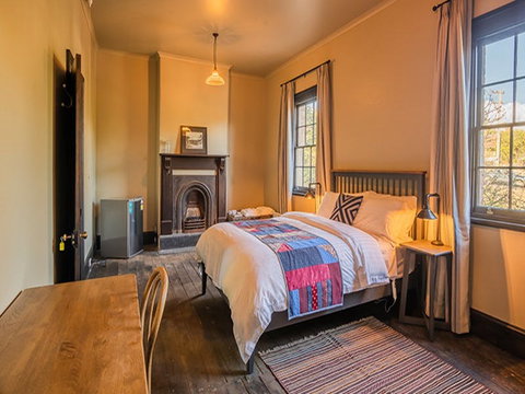 Hosies - Accommodation Melbourne 2