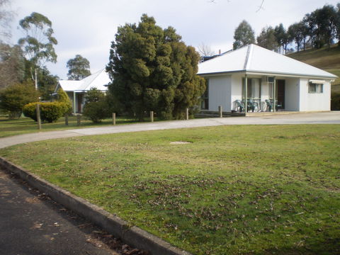 Khancoban Rose Holiday Units - Accommodation Melbourne 1
