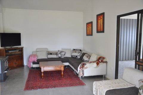 Nature's Echo Farm Stay - Accommodation Melbourne 0