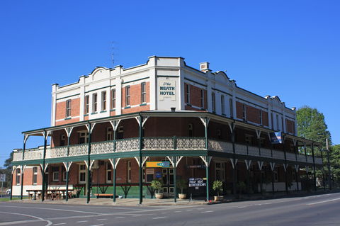 Neath Hotel - Melbourne 4u 0