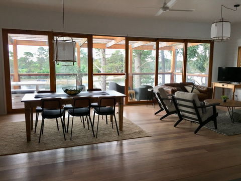 The Lakehouse Beechworth - Accommodation Melbourne 2