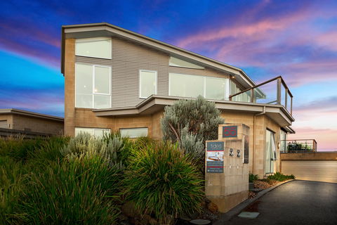 Tides Apartments Port Fairy - Accommodation Melbourne 1