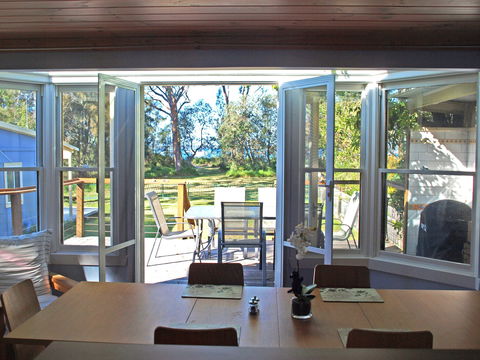 Waterfront Heaven - Accommodation Melbourne 0
