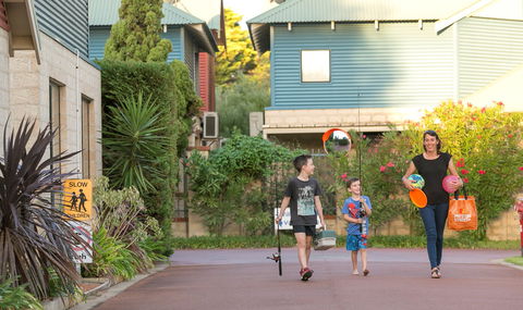 Amalfi Resort  Busselton - Accommodation Melbourne 0