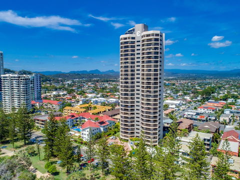 Burleigh Esplanade Apartments - Melbourne 4u 0