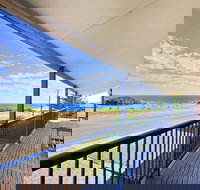 Century 21 SouthCoast Beach House at Moana - Accommodation Melbourne