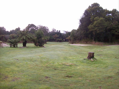 Macquarie Heads Camping Ground - Melbourne 4u 1