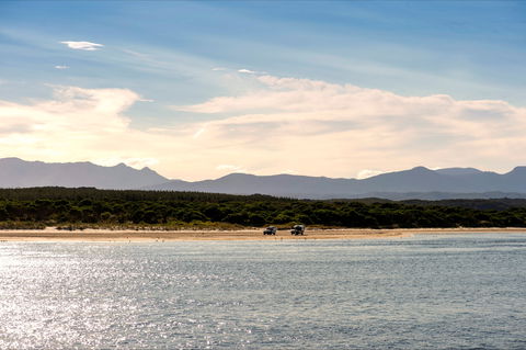 Macquarie Heads Camping Ground - Melbourne 4u 2