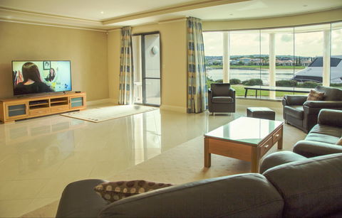 Monterey Waters 27A - Accommodation Melbourne 0