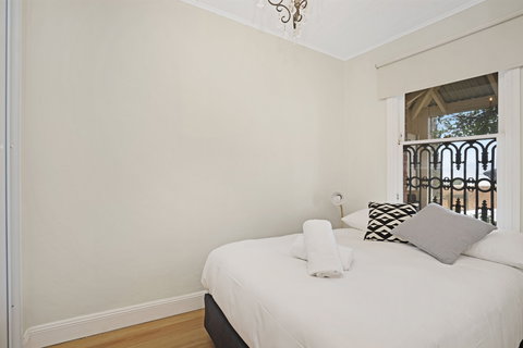 Newcastle Executive Homes - Oceanview Terrace - Accommodation Melbourne 1