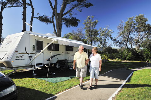 NRMA Eastern Beach Holiday Park - Accommodation Melbourne 1