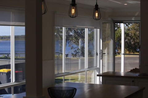 Riverbank Cottage - Accommodation Melbourne 1