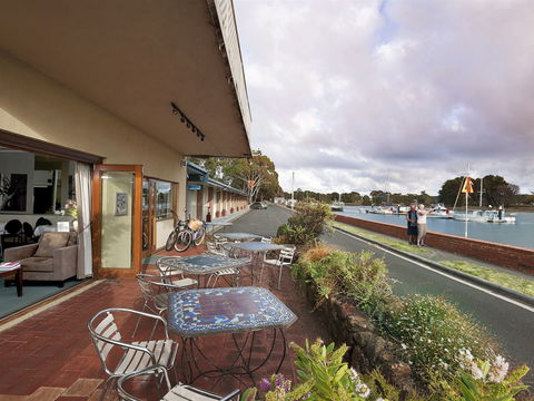 The Waterfront Wynyard - Melbourne 4u 1