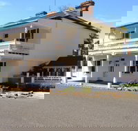 The White House Carcoar - Accommodation Melbourne