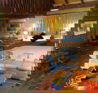 The Hayloft - Accommodation Melbourne