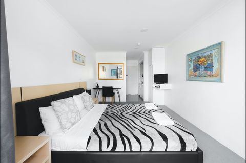 The Manly Hotel Est. 1964 - Accommodation Melbourne 2