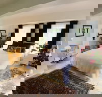 Bangalow Studio Apartment - Accommodation Melbourne