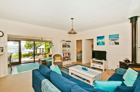 Bay Cottage - Accommodation Melbourne 0