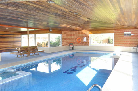 Bell Tower Inn - Accommodation Melbourne 1