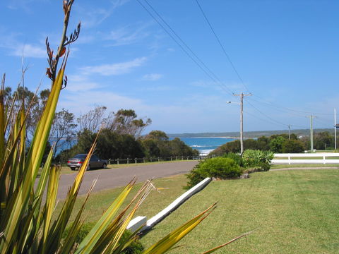 Berrara Cove Beach House - Accommodation Melbourne 0