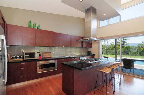 Bottlebrush Lodge - Melbourne 4u 2