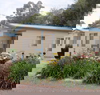 Cowra Holiday Park - Accommodation Melbourne