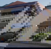 Econo Lodge Hacienda Motel - Accommodation Melbourne