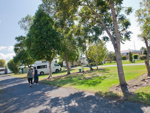 Grafton Sunset Caravan Park - Melbourne 4u 1