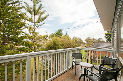 Middle Sea - Accommodation Melbourne 2