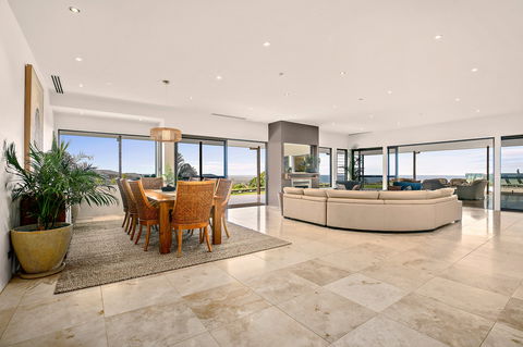 Mont Sapphire Luxury Retreat - Accommodation Melbourne 0