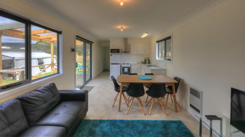 Orford Beachside Holiday Park - Melbourne 4u 0