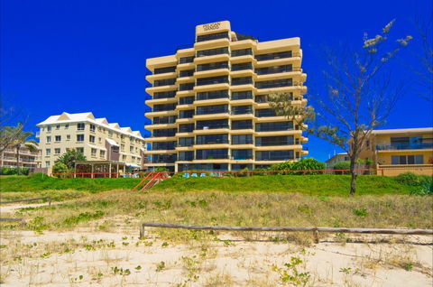 Pelican Sands Beach Resort - Accommodation Melbourne 1