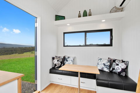 Tiny Home Big Views Kurrajong - Accommodation Melbourne 1